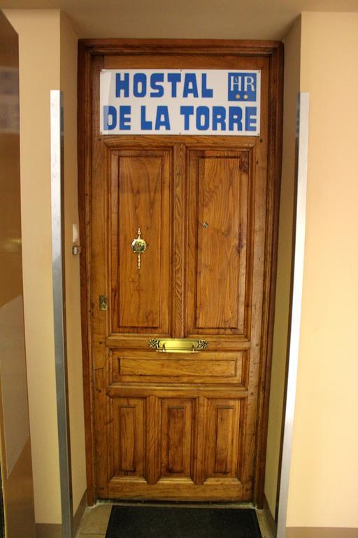 Hostal De La Torre Hostal Economico Valladolid Buitenkant foto